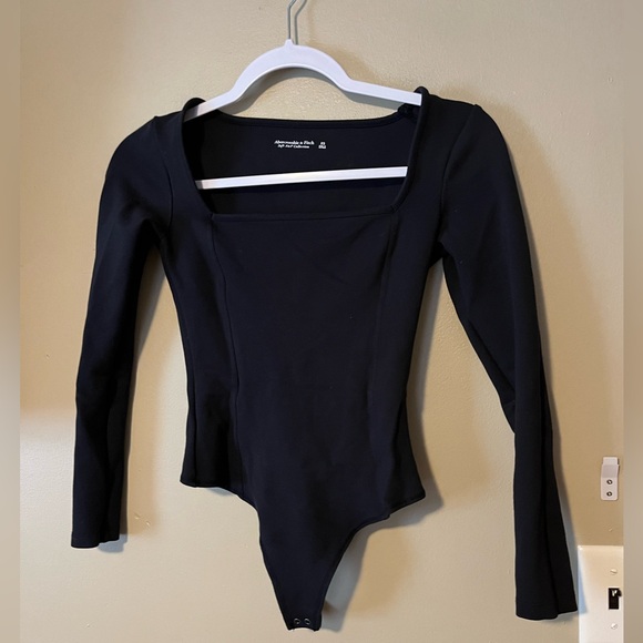 Abercrombie & Fitch Soft A&F Collection Square Neck Bodysuit - Picture 3 of 7